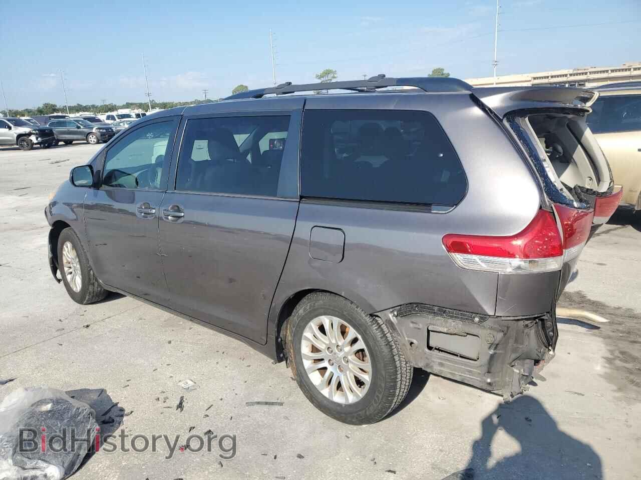 2012 TOYOTA All Models - VIN: 5TDYK3DC8CS244970 - Фото 2