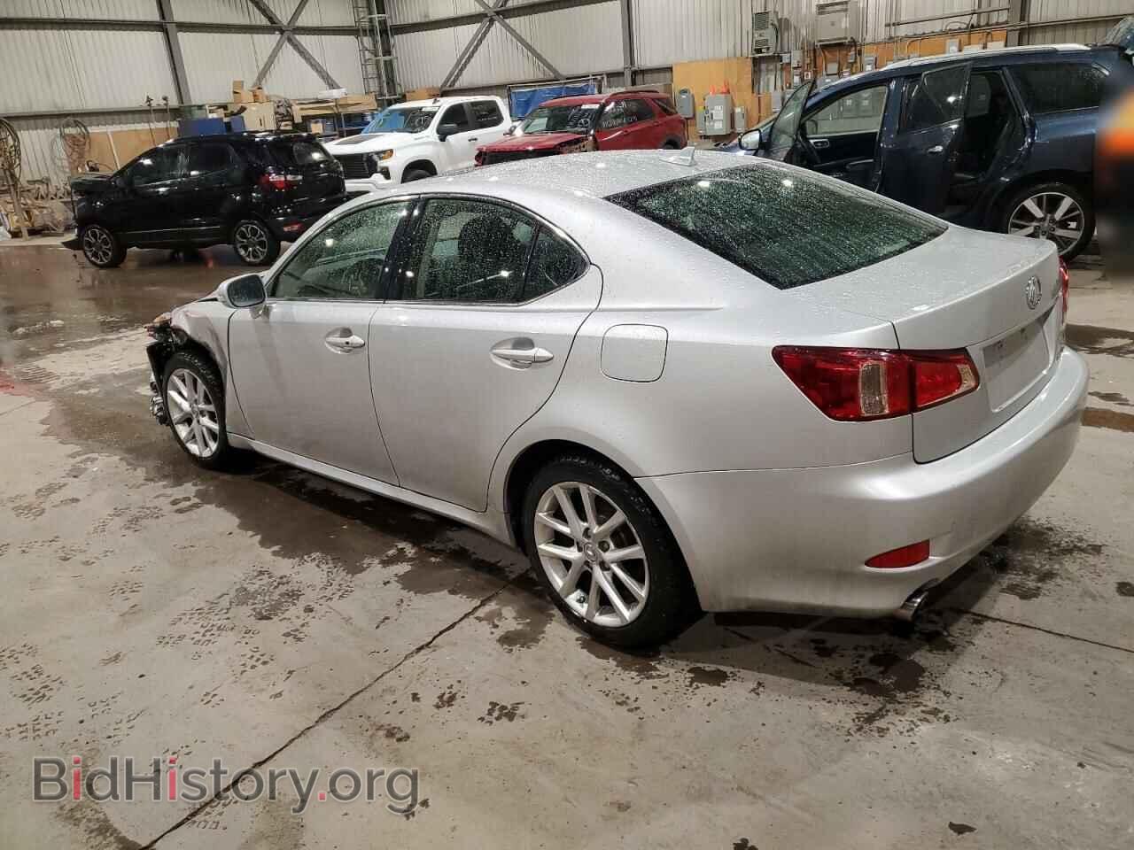 2011 LEXUS IS - VIN: JTHCF5C25B5049334 - Photo 2