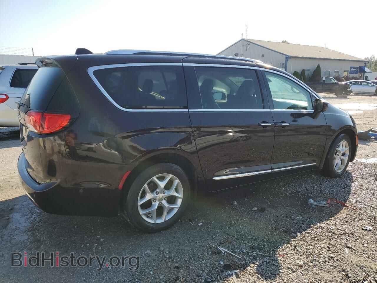 2017 CHRYSLER PACIFICA - VIN: 2C4RC1EG2HR832192 - Photo 3