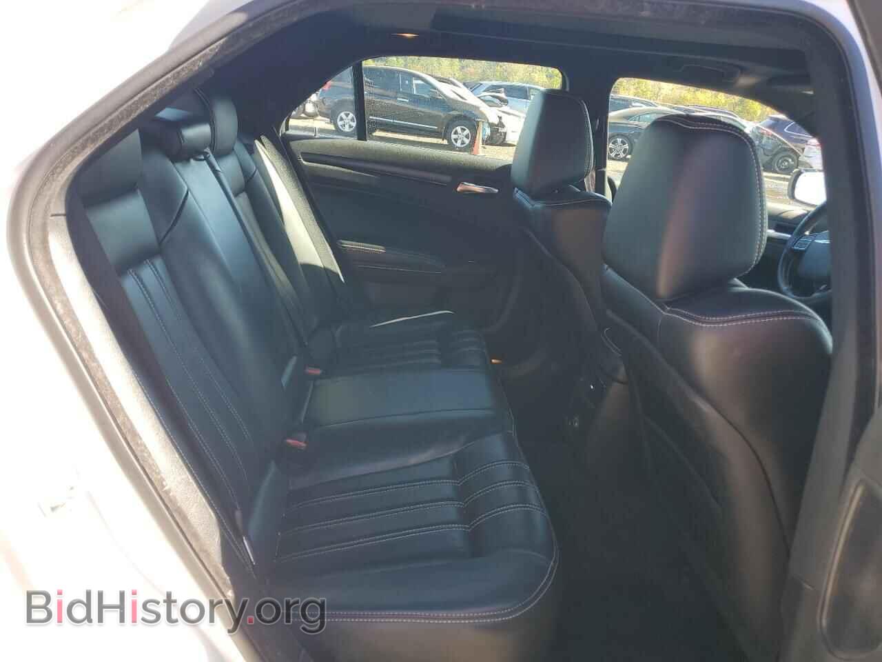 2013 CHRYSLER 300 - VIN: 2C3CCAGG0DH595404 - Фото 10