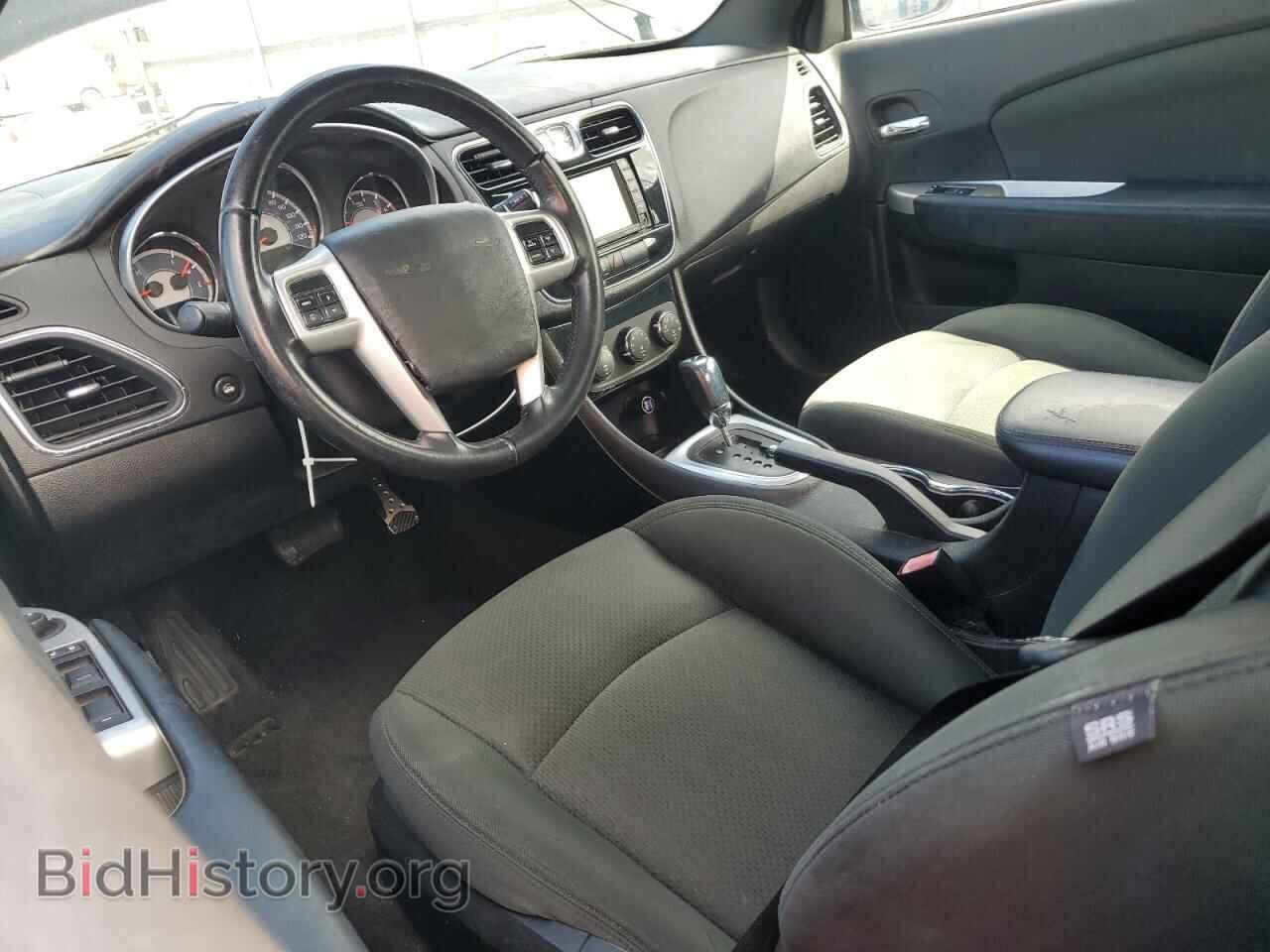 2011 CHRYSLER 200 - VIN: 1C3BC2EB2BN570436 - Фото 8
