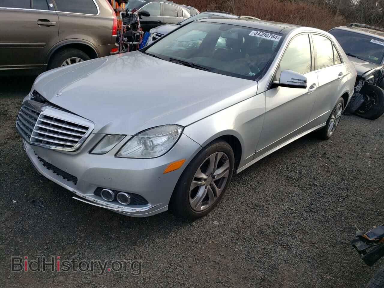 Фотография WDDHF8HBXAA252698 - MERCEDES-BENZ E-CLASS 2010