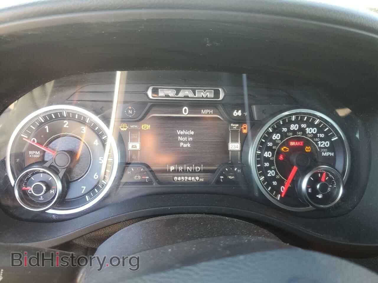 2021 RAM 1500 - VIN: 1C6SRFBT0MN736641 - Фото 9