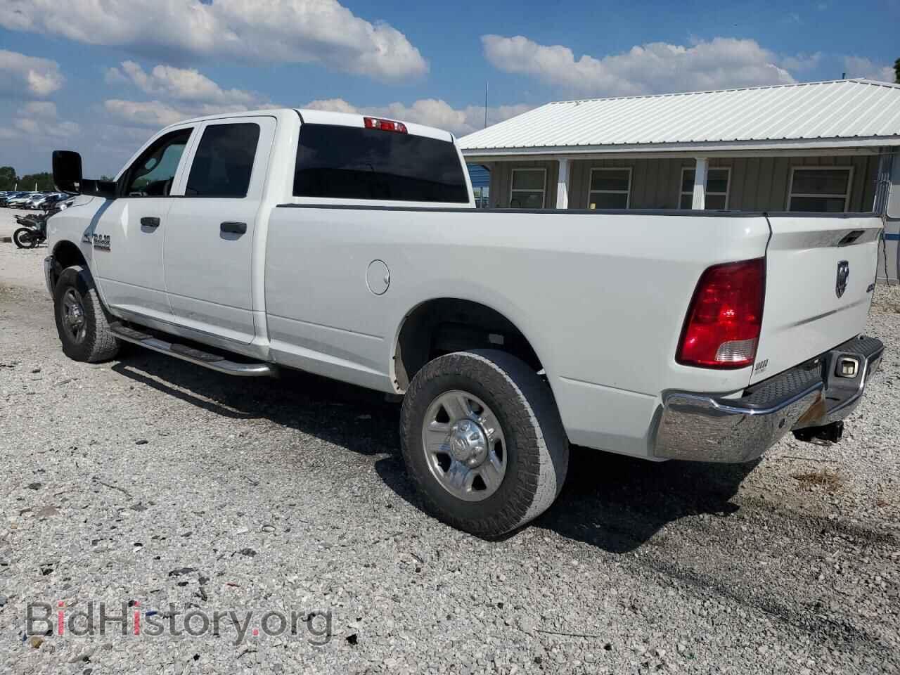 2018 RAM All Models - VIN: 3C6UR5HL6JG164716 - Фото 2