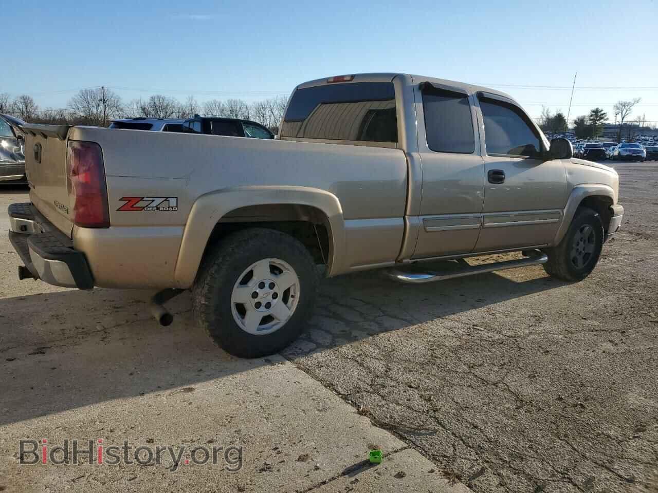 2005 CHEVROLET ALL Models - VIN: 2GCEK19B751236277 - Фото 3