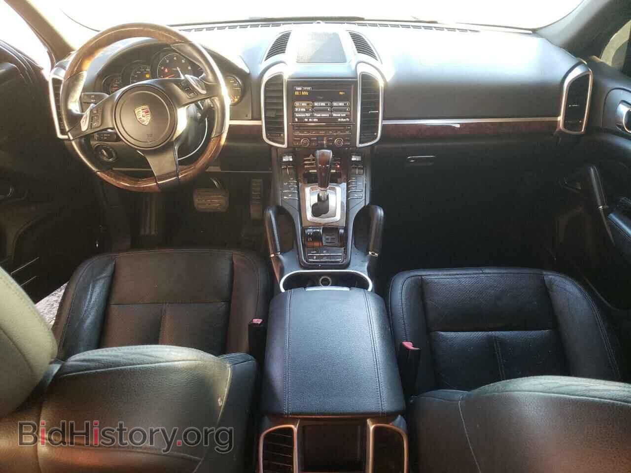 2011 PORSCHE CAYENNE - VIN: WP1AA2A26BLA09119 - Photo 8