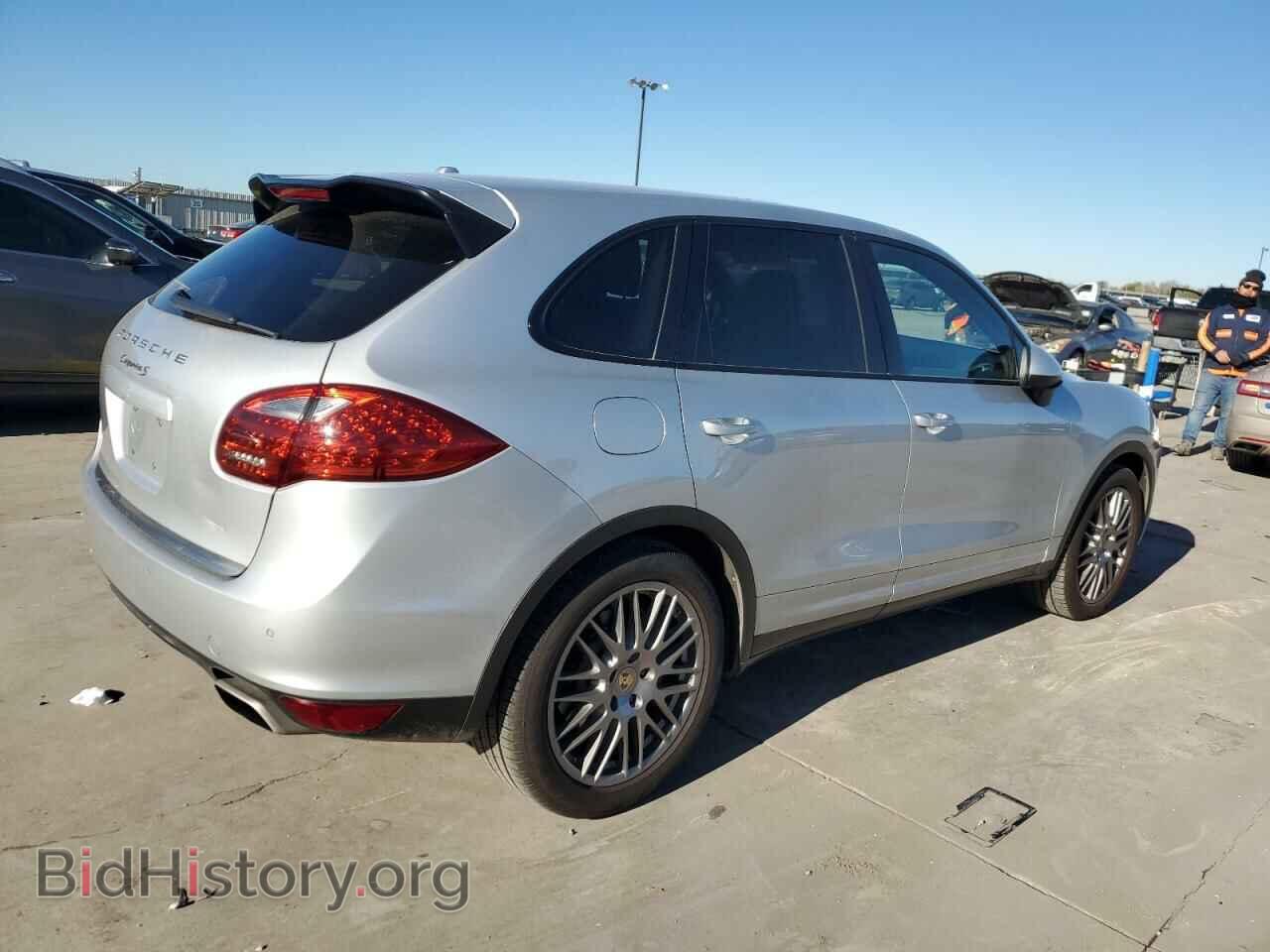 2011 PORSCHE CAYENNE - VIN: WP1AB2A27BLA52302 - Фото 3