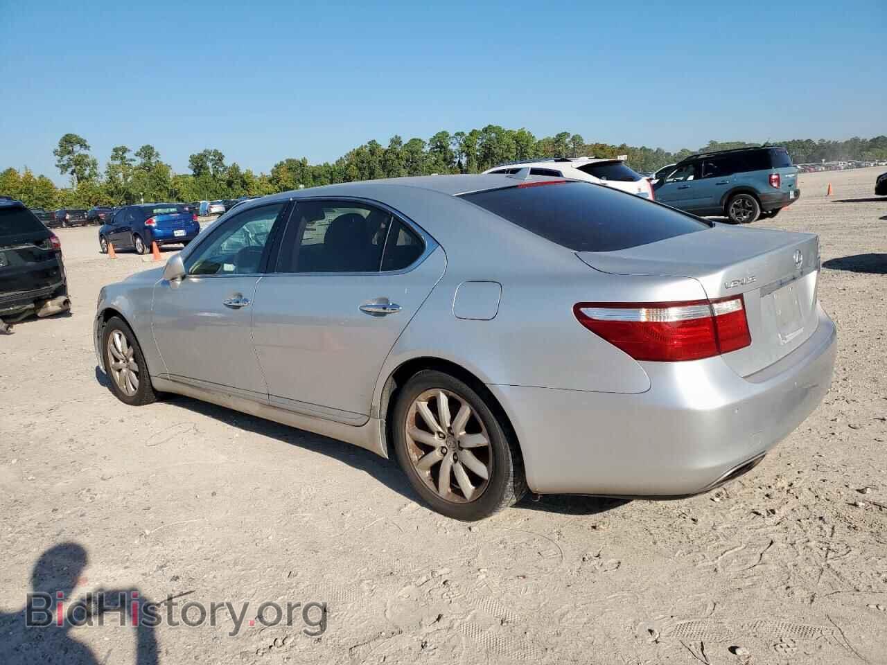 2007 LEXUS LS460 - VIN: JTHGL46F475005349 - Photo 2