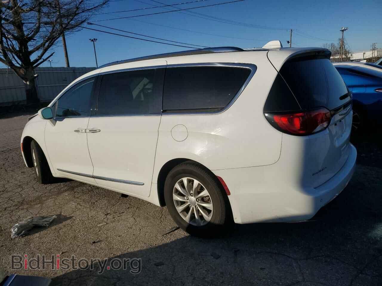 2018 CHRYSLER PACIFICA - VIN: 2C4RC1EG2JR108461 - Фото 2