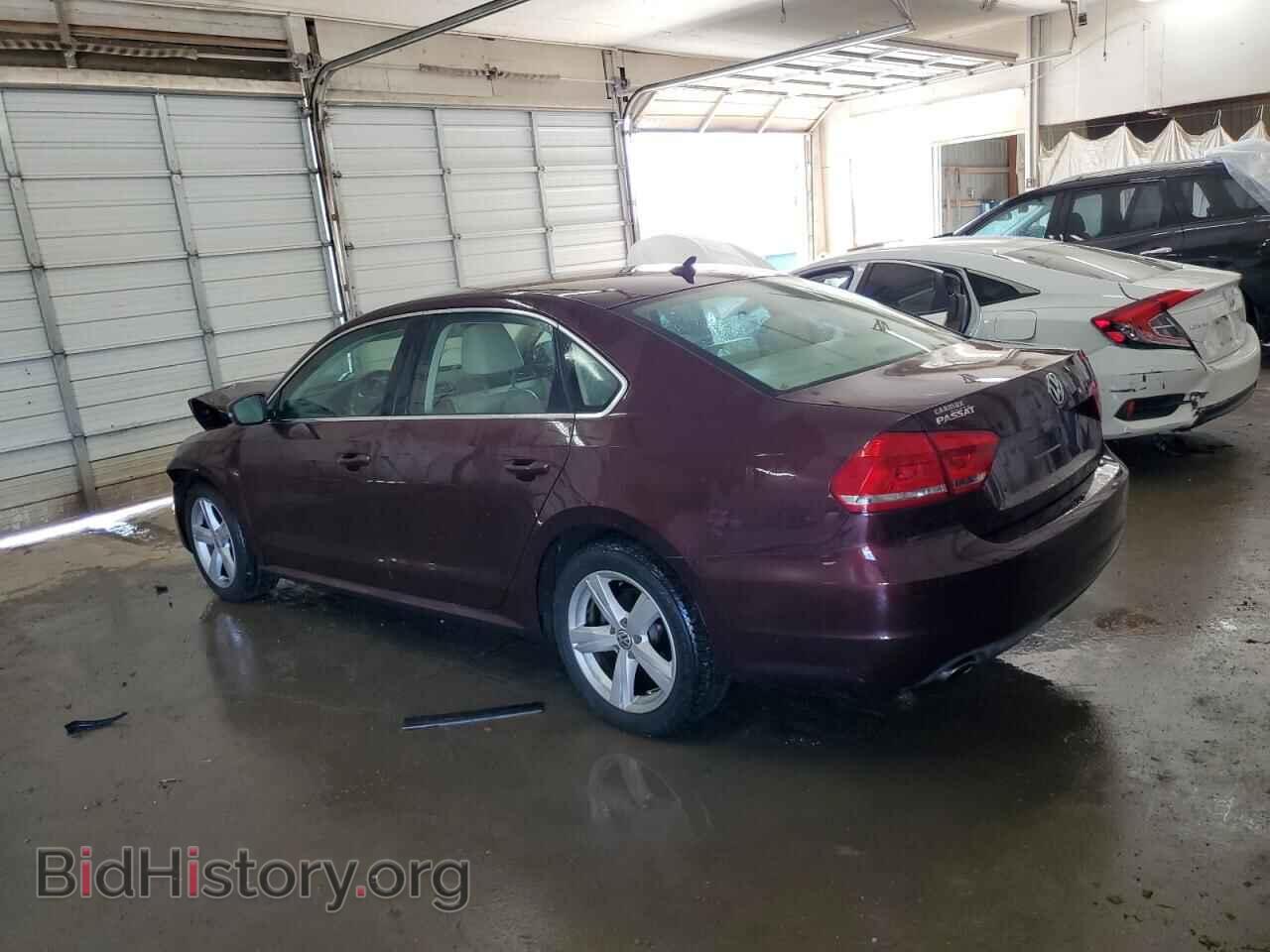2013 VOLKSWAGEN PASSAT - VIN: 1VWBP7A30DC044507 - Фото 2