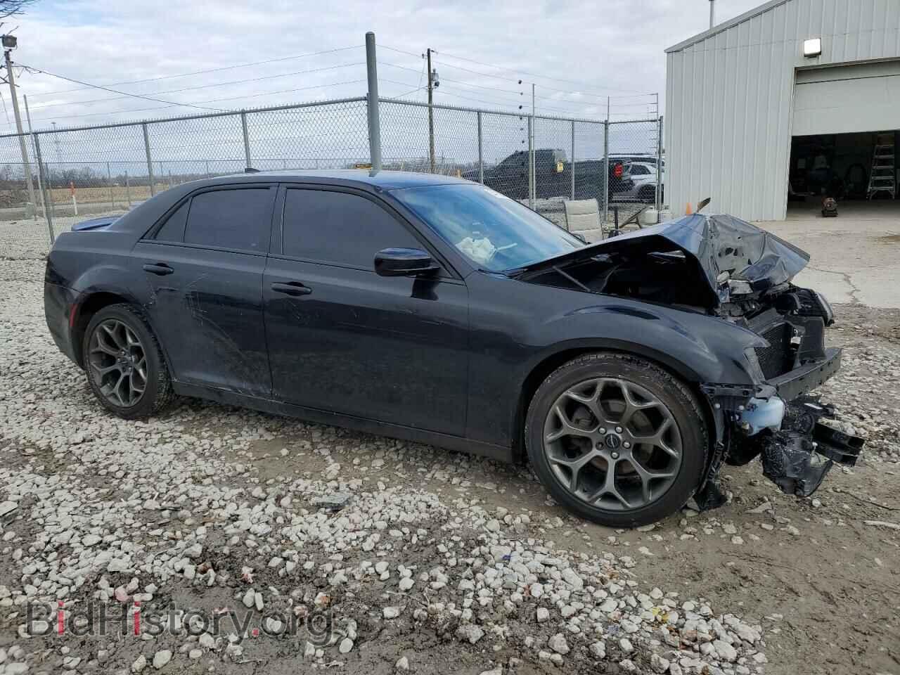 2016 CHRYSLER 300 - VIN: 2C3CCABG2GH229892 - Фото 4