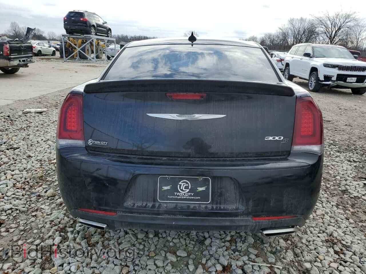 2016 CHRYSLER 300 - VIN: 2C3CCABG2GH229892 - Фото 6