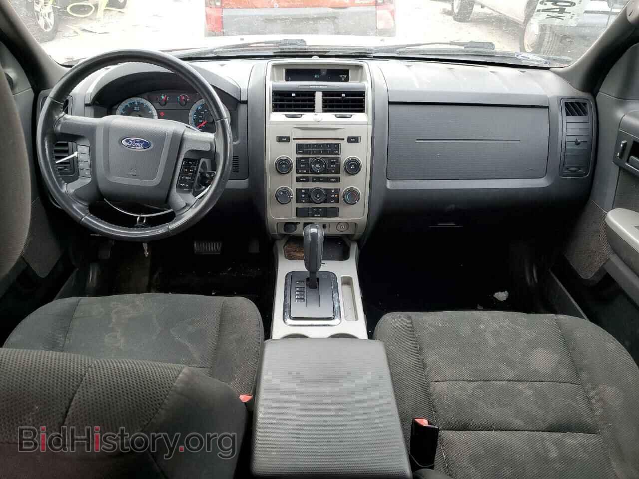 2010 FORD ESCAPE - VIN: 1FMCU0D74AKB00905 - Фото 8