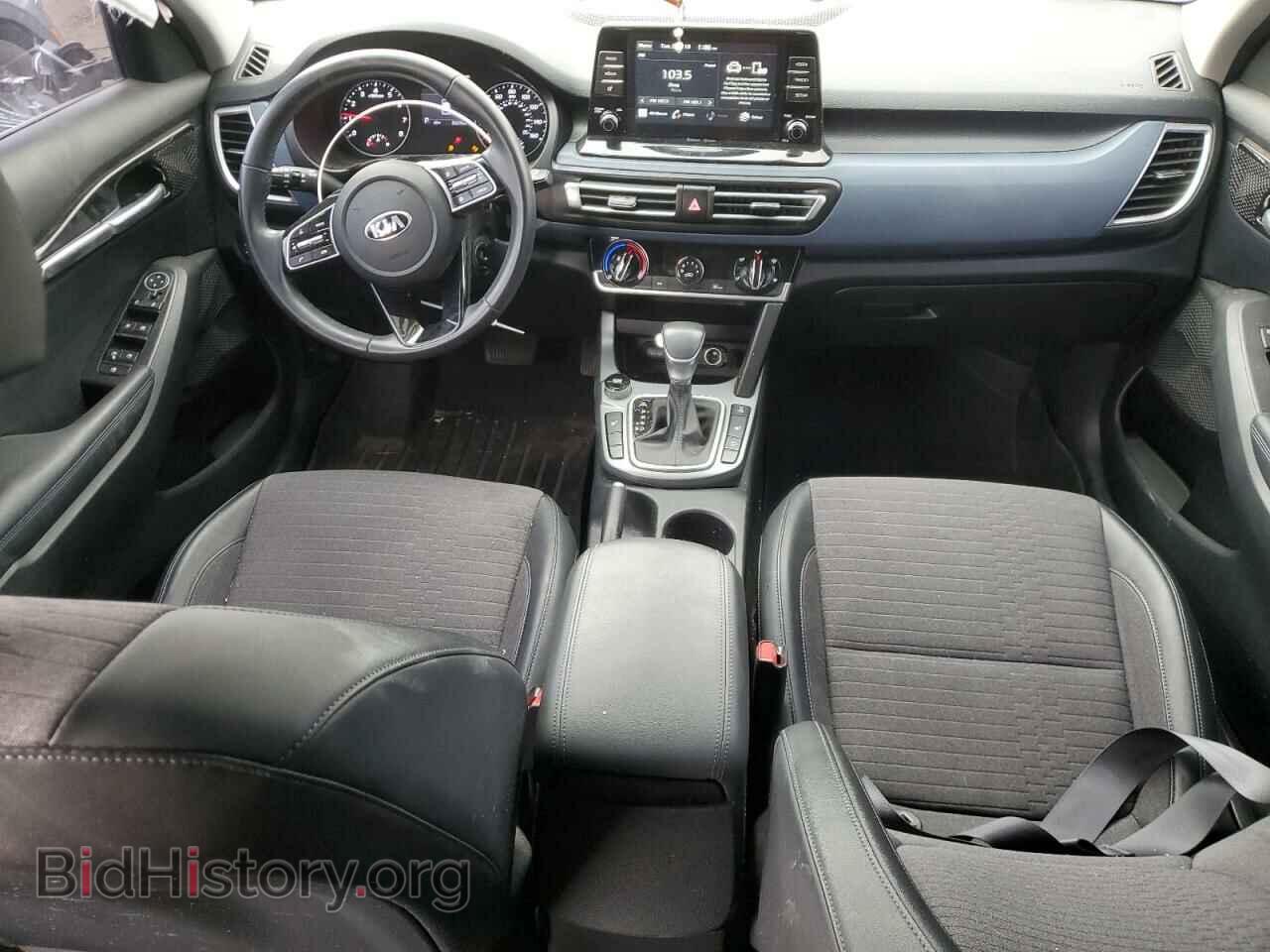 2021 KIA SELTOS - VIN: KNDEUCAAXM7096882 - Фото 8