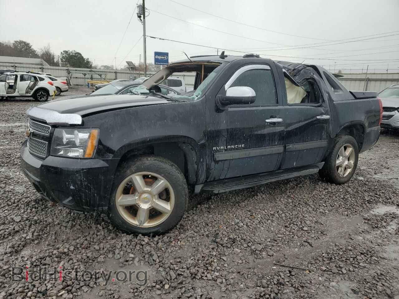 Photo 3GNMCFE09BG118073 - CHEVROLET AVALANCHE 2011
