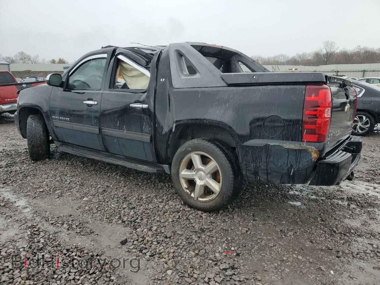 2011 CHEVROLET AVALANCHE - VIN: 3GNMCFE09BG118073 - Фото 2