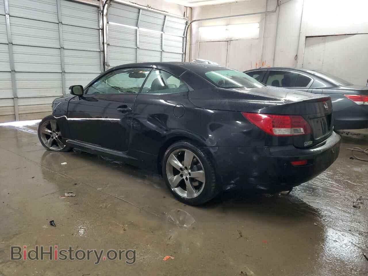 2011 LEXUS IS - VIN: JTHFF2C22B2520711 - Фото 2