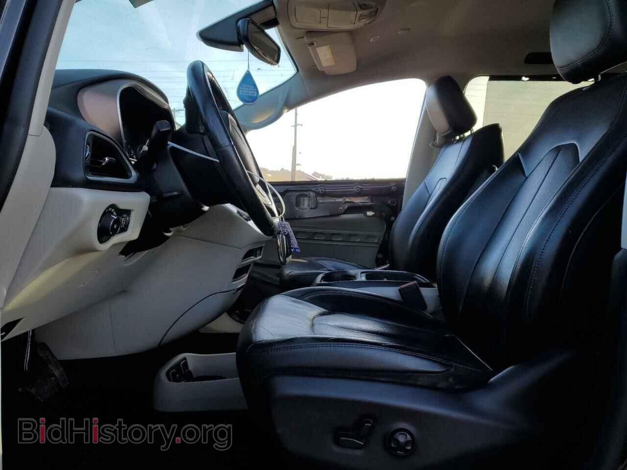 2019 CHRYSLER PACIFICA - VIN: 2C4RC1BG8KR657295 - Фото 7