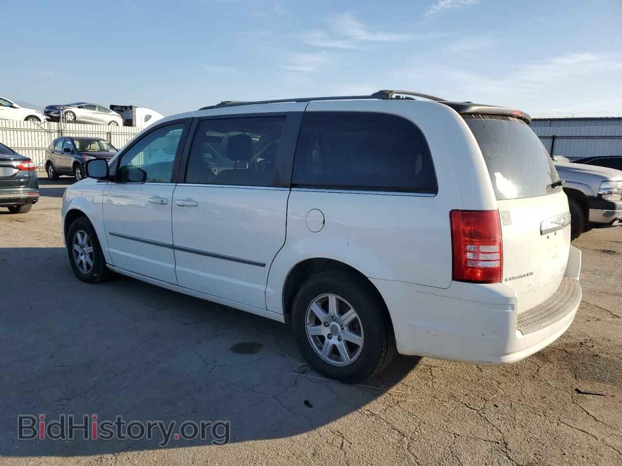 2010 CHRYSLER MINIVAN - VIN: 2A4RR5D13AR278325 - Фото 2