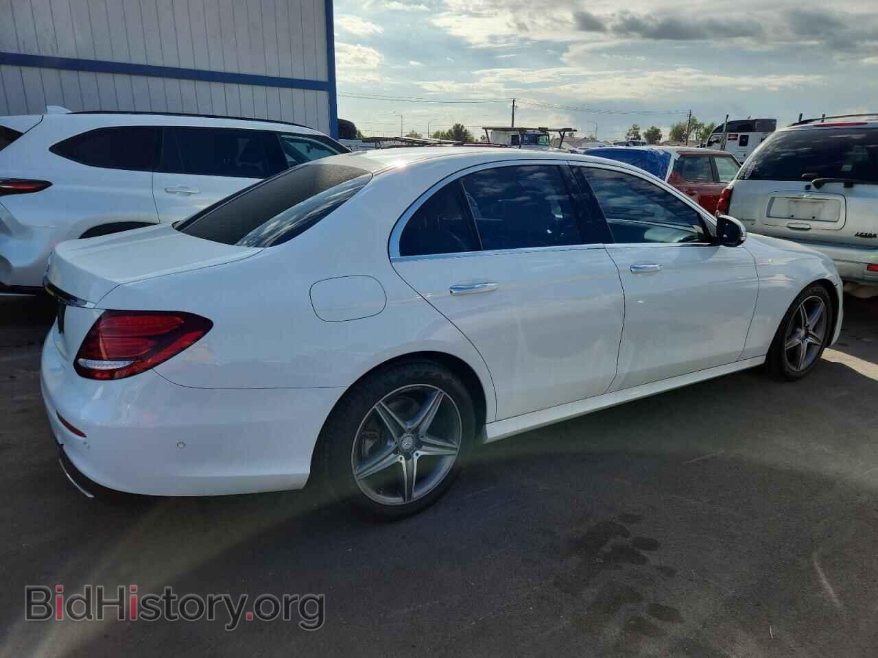 2017 MERCEDES-BENZ E-CLASS - VIN: WDDZF4JB4HA016842 - Фото 3