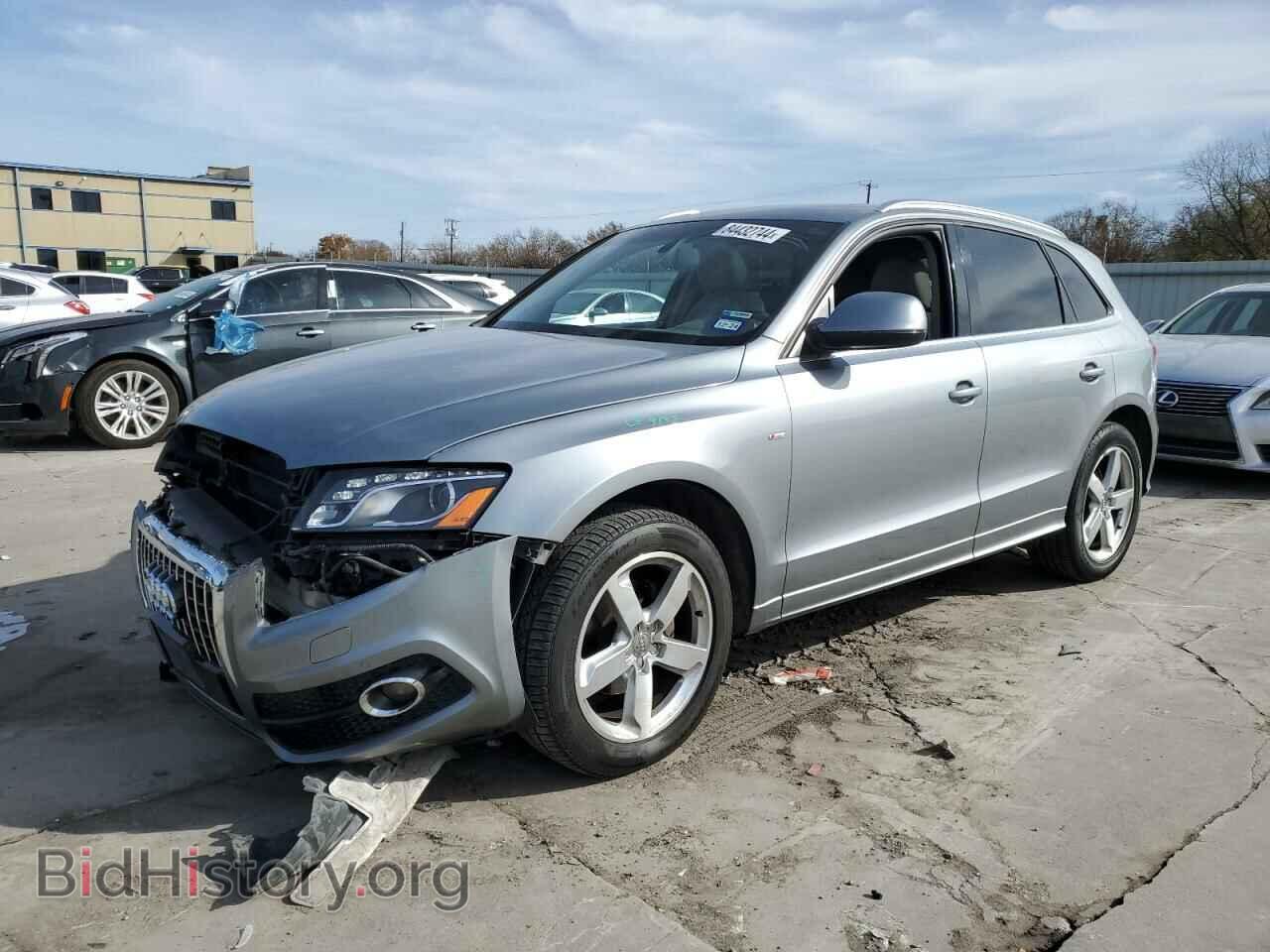 Photo WA1DKAFP8BA044146 - AUDI Q5 2011