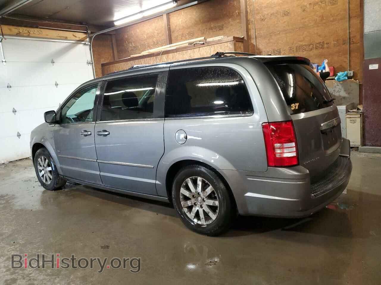 2009 CHRYSLER MINIVAN - VIN: 2A8HR54139R647352 - Фото 2