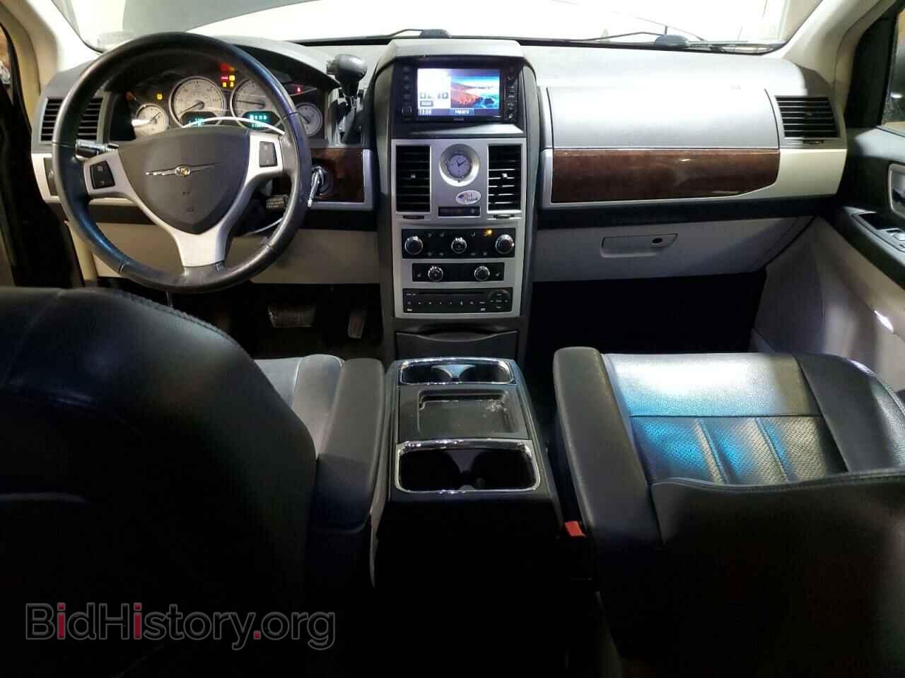 2009 CHRYSLER MINIVAN - VIN: 2A8HR54139R647352 - Фото 8
