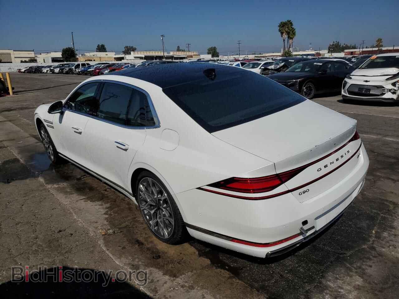 2024 GENESIS G90 - VIN: KMTFC4SD6RU044603 - Photo 2