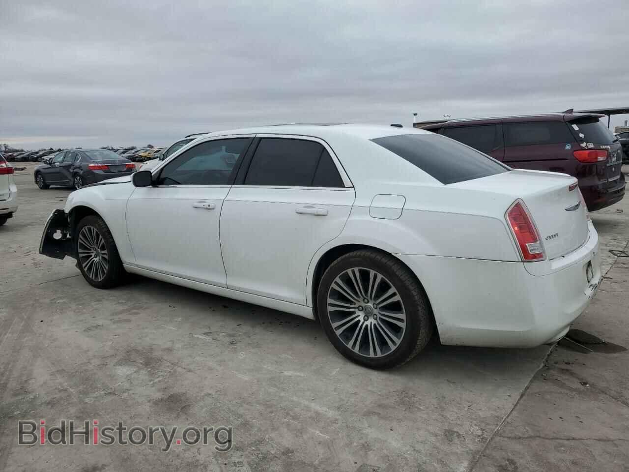 2012 CHRYSLER 300 - VIN: 2C3CCABG1CH279256 - Фото 2