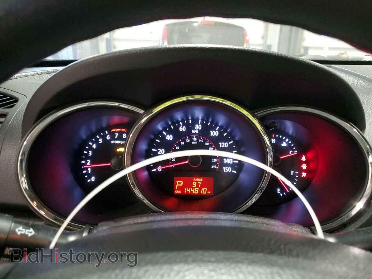 2013 KIA SORENTO - VIN: 5XYKTCA65DG334545 - Фото 9
