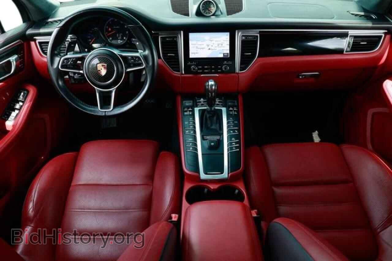 2017 PORSCHE MACAN - VIN: WP1AF2A56HLB60742 - Photo 9