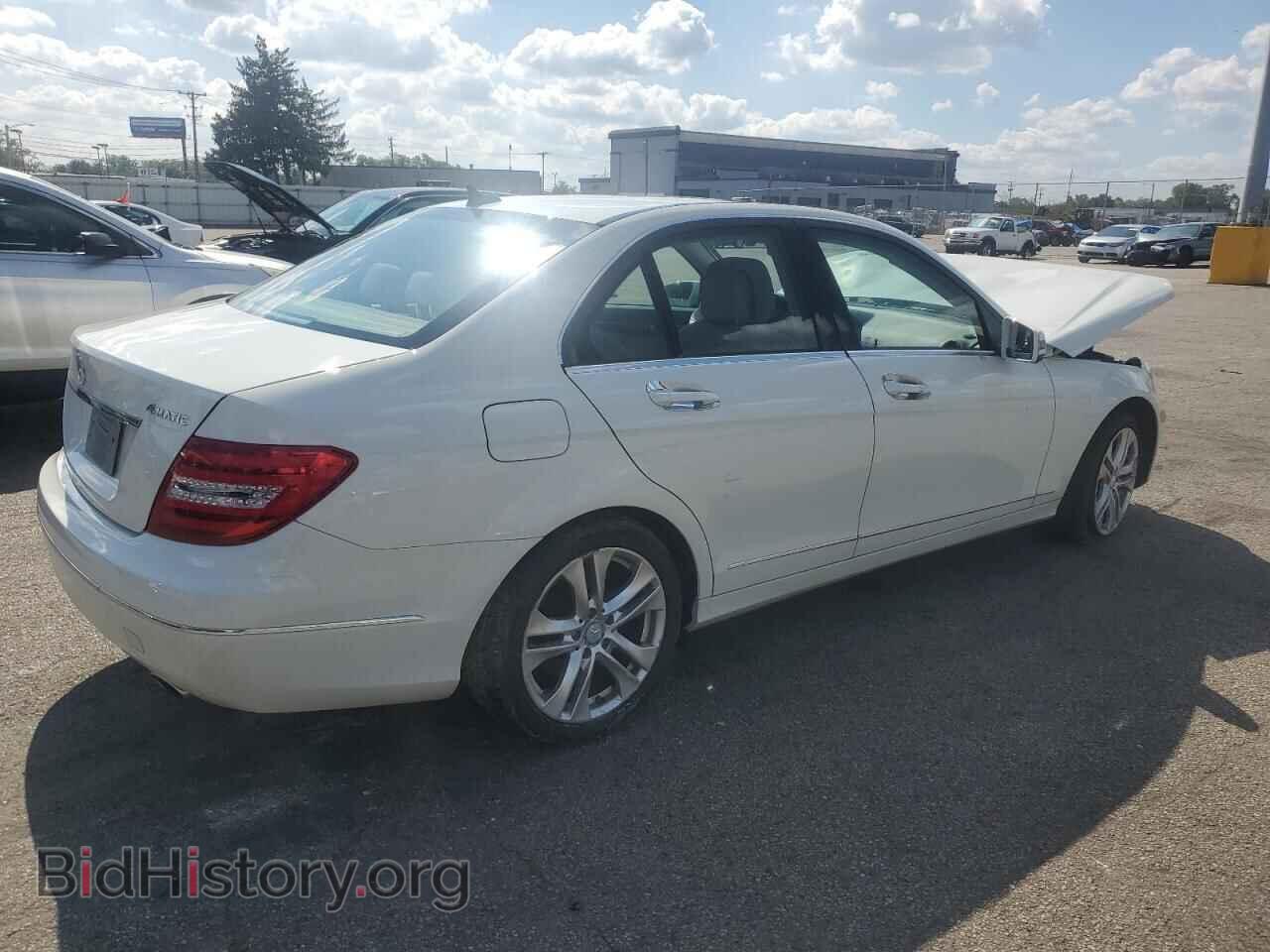 2012 MERCEDES-BENZ C-CLASS - VIN: WDDGF8BB7CR201703 - Фото 3