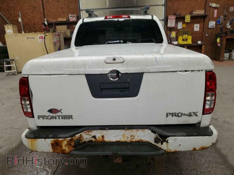 2011 Nissan FRONTIER (VIN 1N6AD0EV5BC428268) — фото 6 из 12