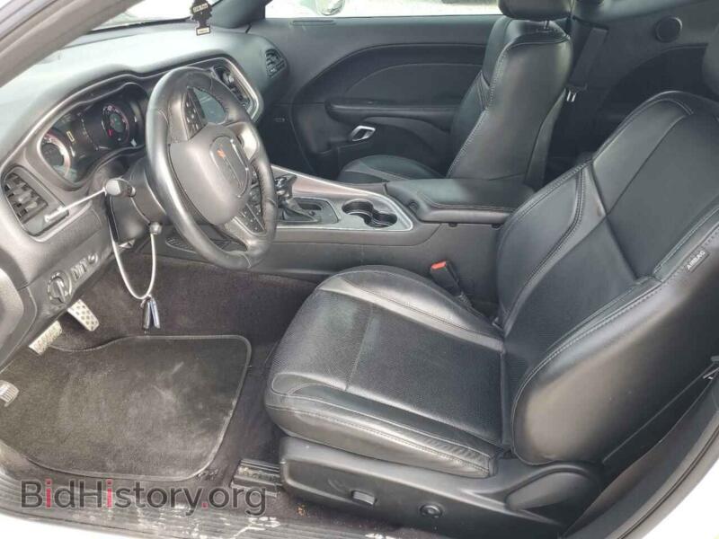 2019 Dodge CHALLENGER (VIN 2C3CDZAG7KH507577) — photo 7 of 13