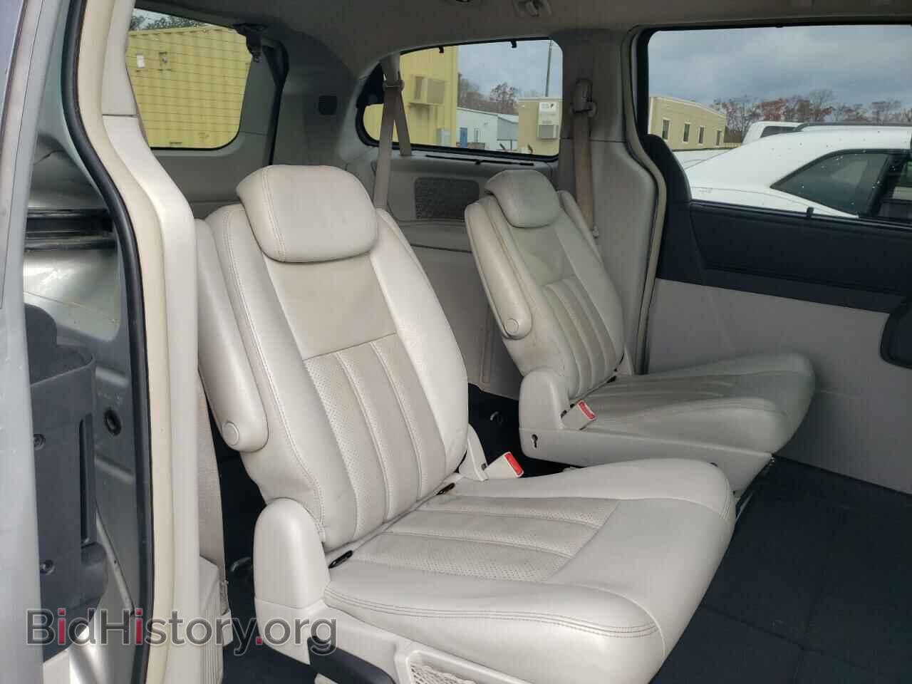 2010 CHRYSLER MINIVAN - VIN: 2A4RR8DX3AR395019 - Фото 11