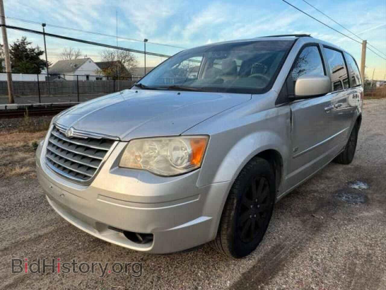2009 CHRYSLER MINIVAN - VIN: 2A8HR54199R676516 - Фото 2