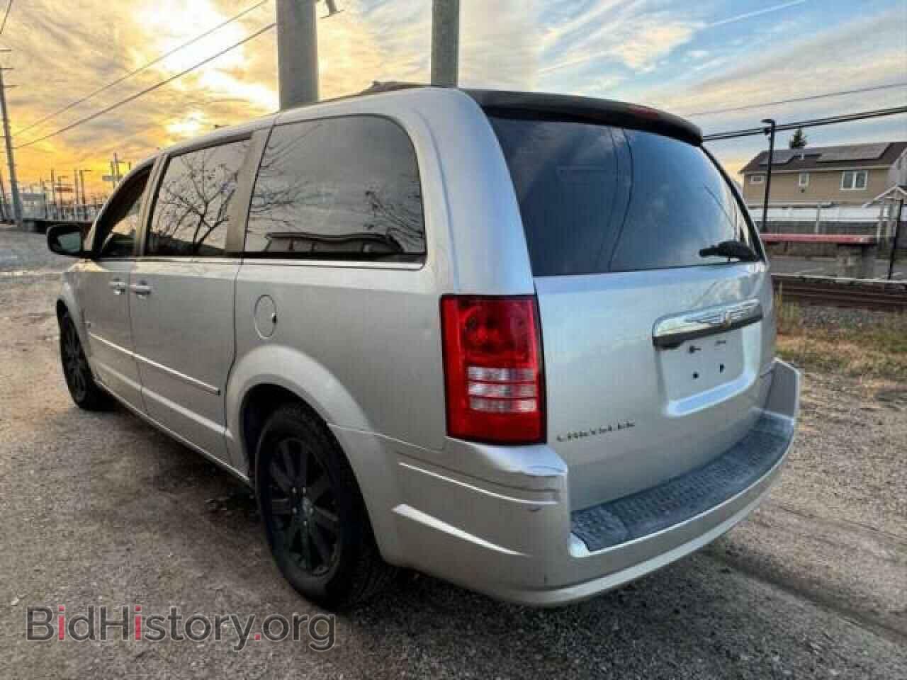 2009 CHRYSLER MINIVAN - VIN: 2A8HR54199R676516 - Фото 3