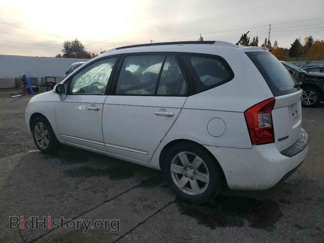 2007 KIA RONDO - VIN: KNAFG525677082990 - Фото 2
