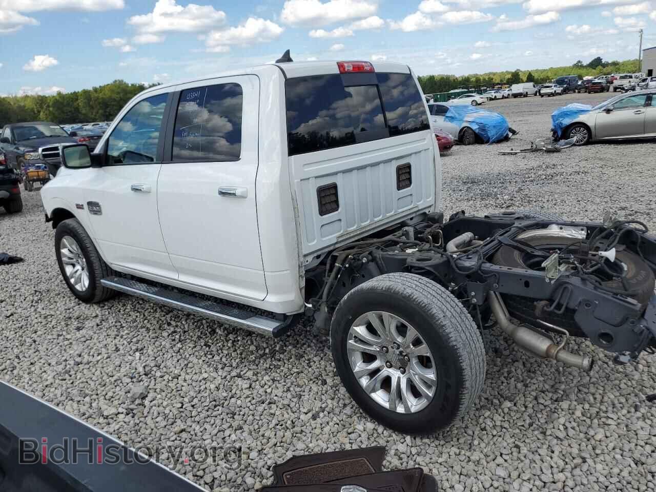2017 RAM 1500 - VIN: 1C6RR7PT3HS518732 - Photo 2