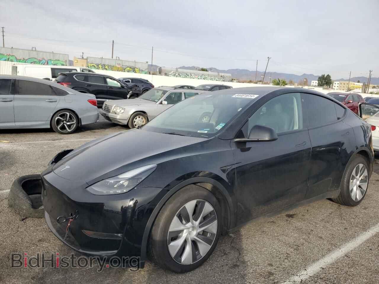 Фотография 7SAYGAEE2PF740429 - TESLA MODEL Y 2023
