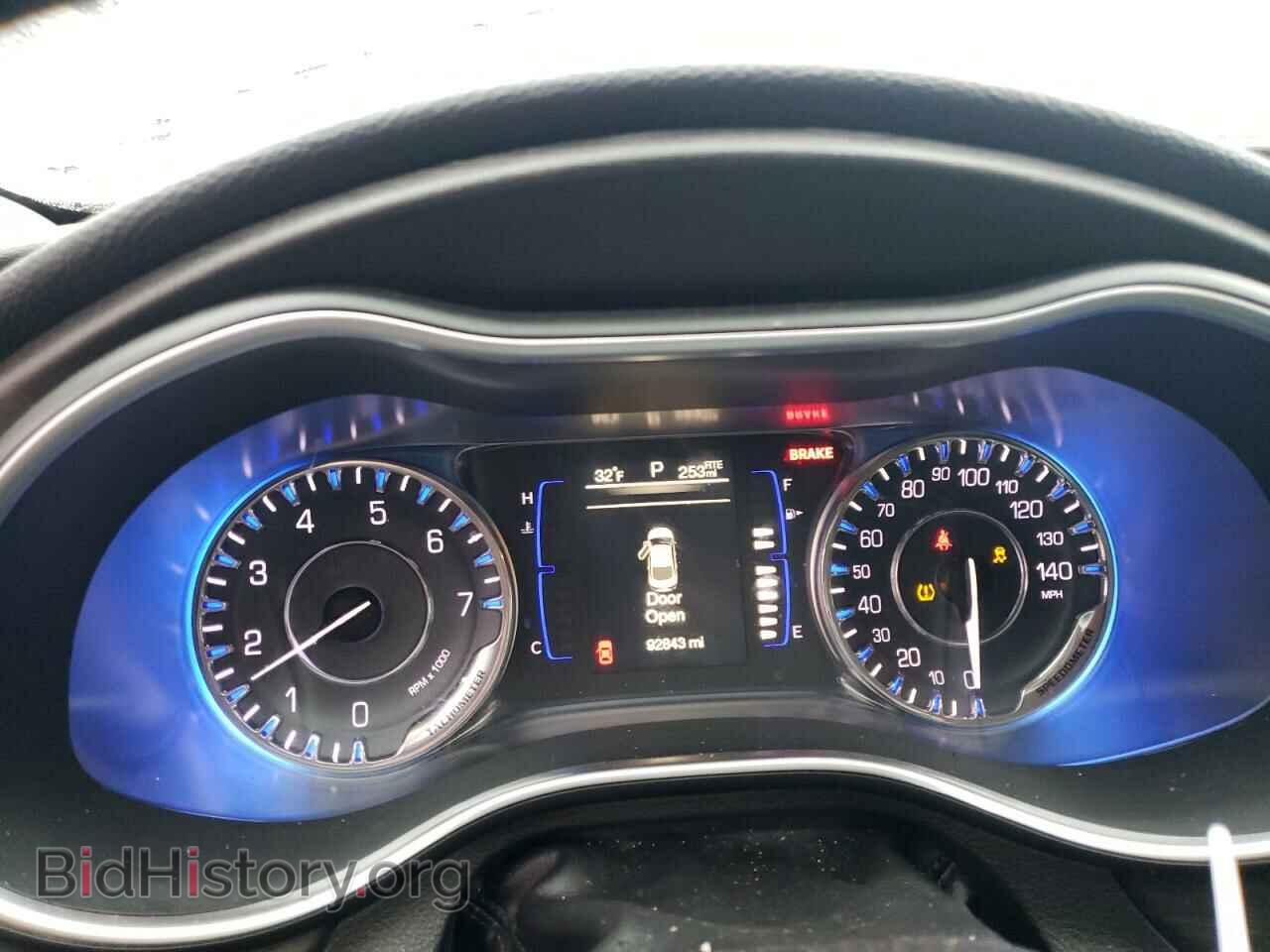 2017 CHRYSLER 200 - VIN: 1C3CCCAB0HN501155 - Фото 9