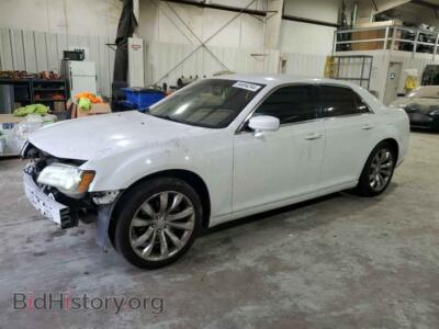 2014 Chrysler 300, белый — VIN 2C3CCAAG2EH243872, Copart