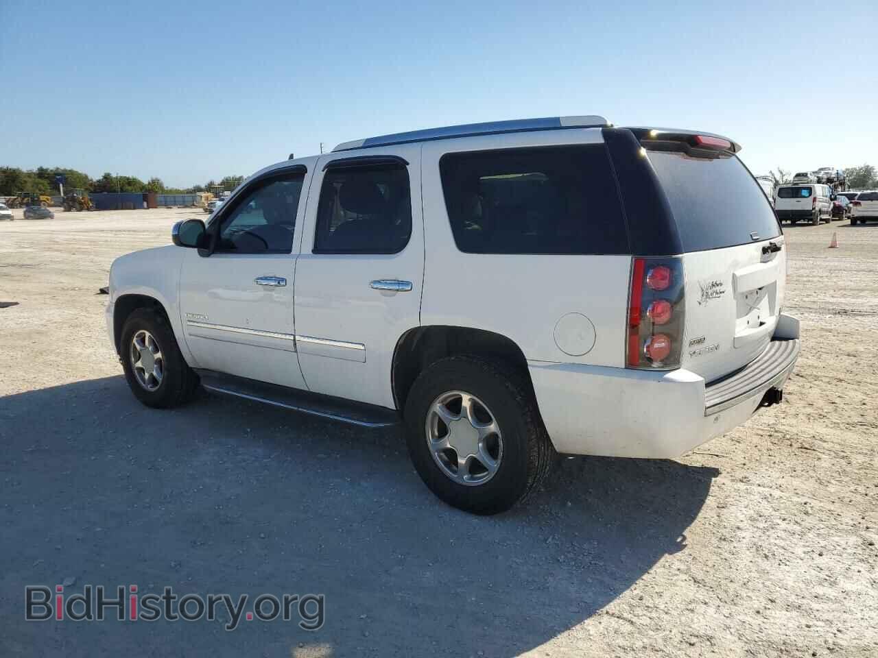 2010 GMC YUKON - VIN: 1GKUKEEF4AR254592 - Фото 2