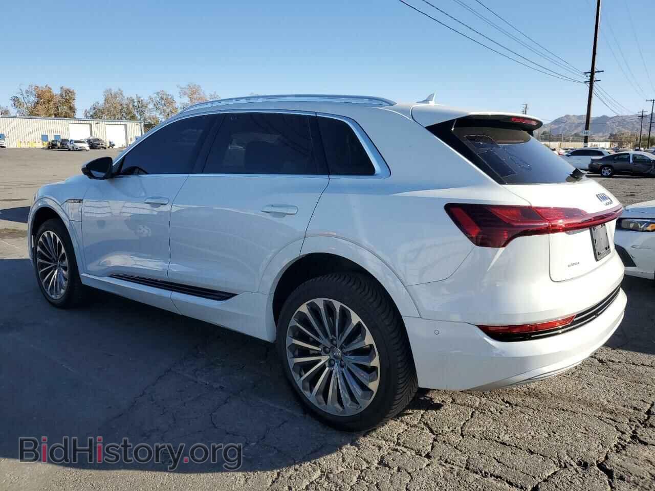 2019 AUDI E-TRON - VIN: WA1VABGEXKB024193 - Photo 2