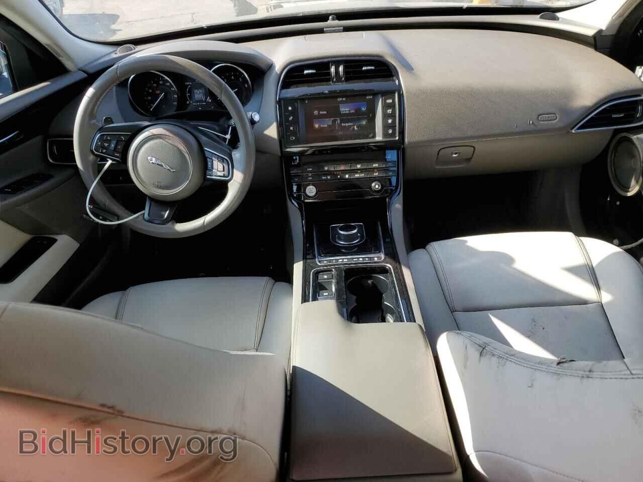 2017 JAGUAR XE - VIN: SAJAR4BGXHA965323 - Фото 8