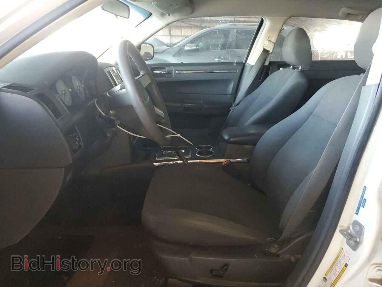 2010 CHRYSLER 300 - VIN: 2C3CA4CD9AH105556 - Фото 7
