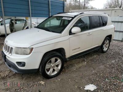 2014 Jeep COMPASS Latitude, белый — VIN 1C4NJCEB6ED659912, Copart