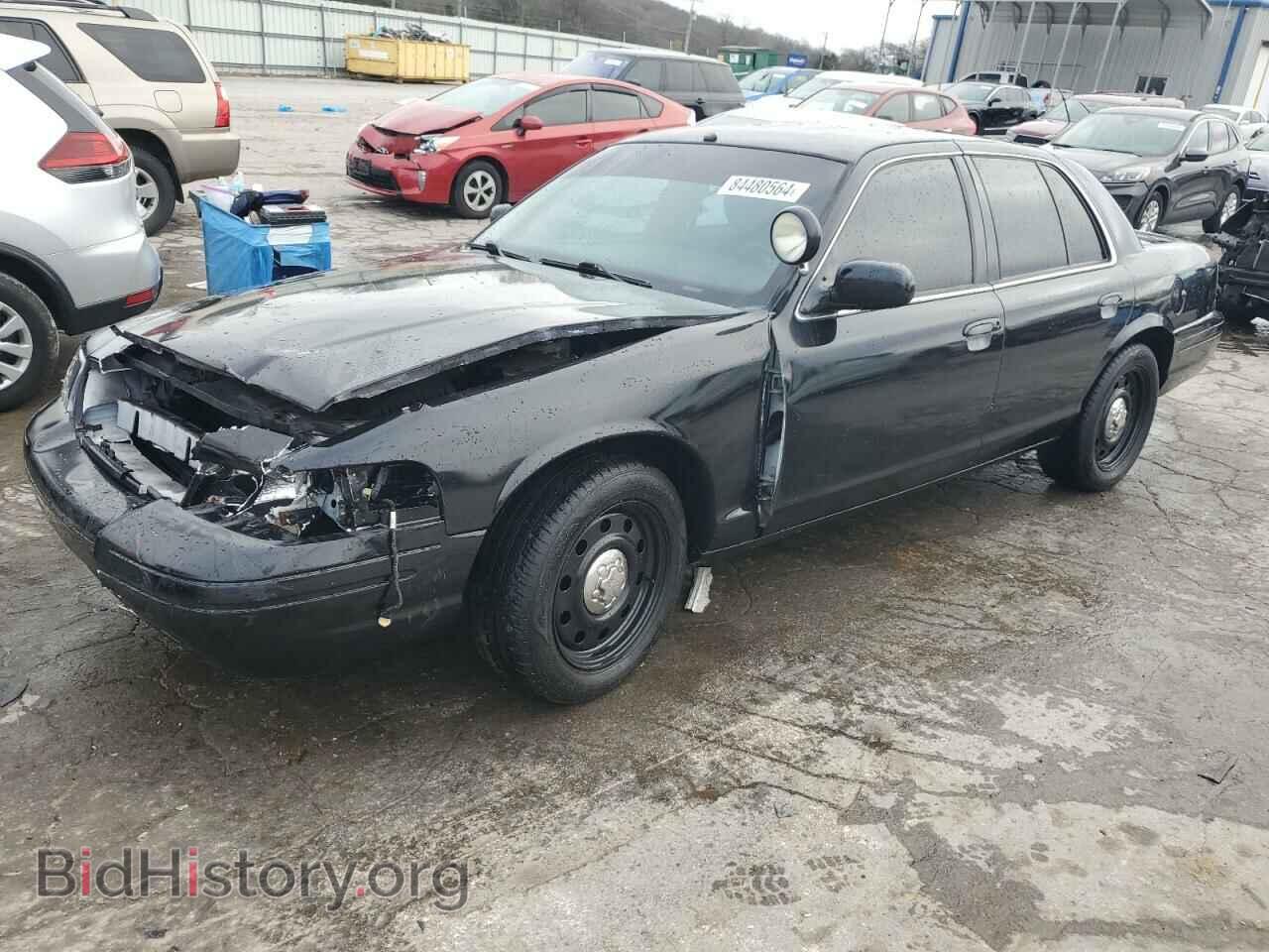 Photo 2FABP7BV8BX166511 - FORD CROWN VIC 2011