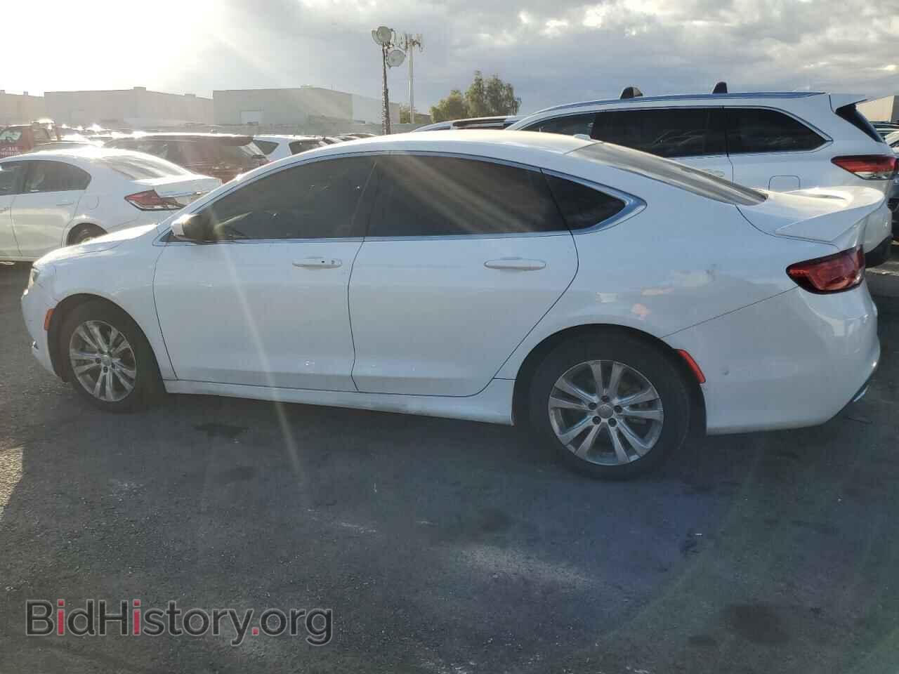 2015 CHRYSLER 200 - VIN: 1C3CCCAB2FN637655 - Фото 2