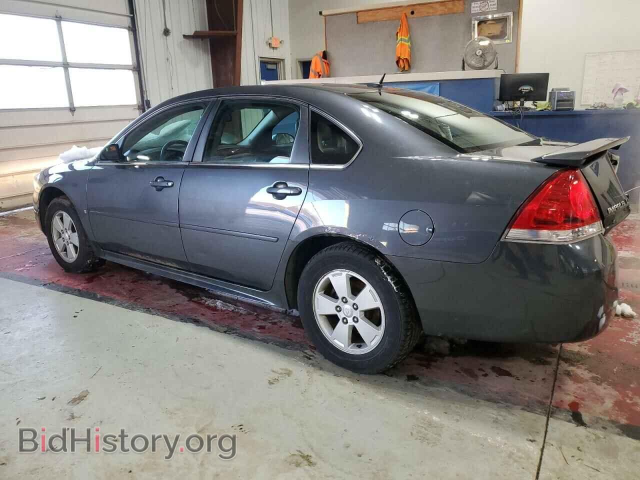 2010 CHEVROLET IMPALA - VIN: 2G1WB5EN9A1120142 - Фото 2